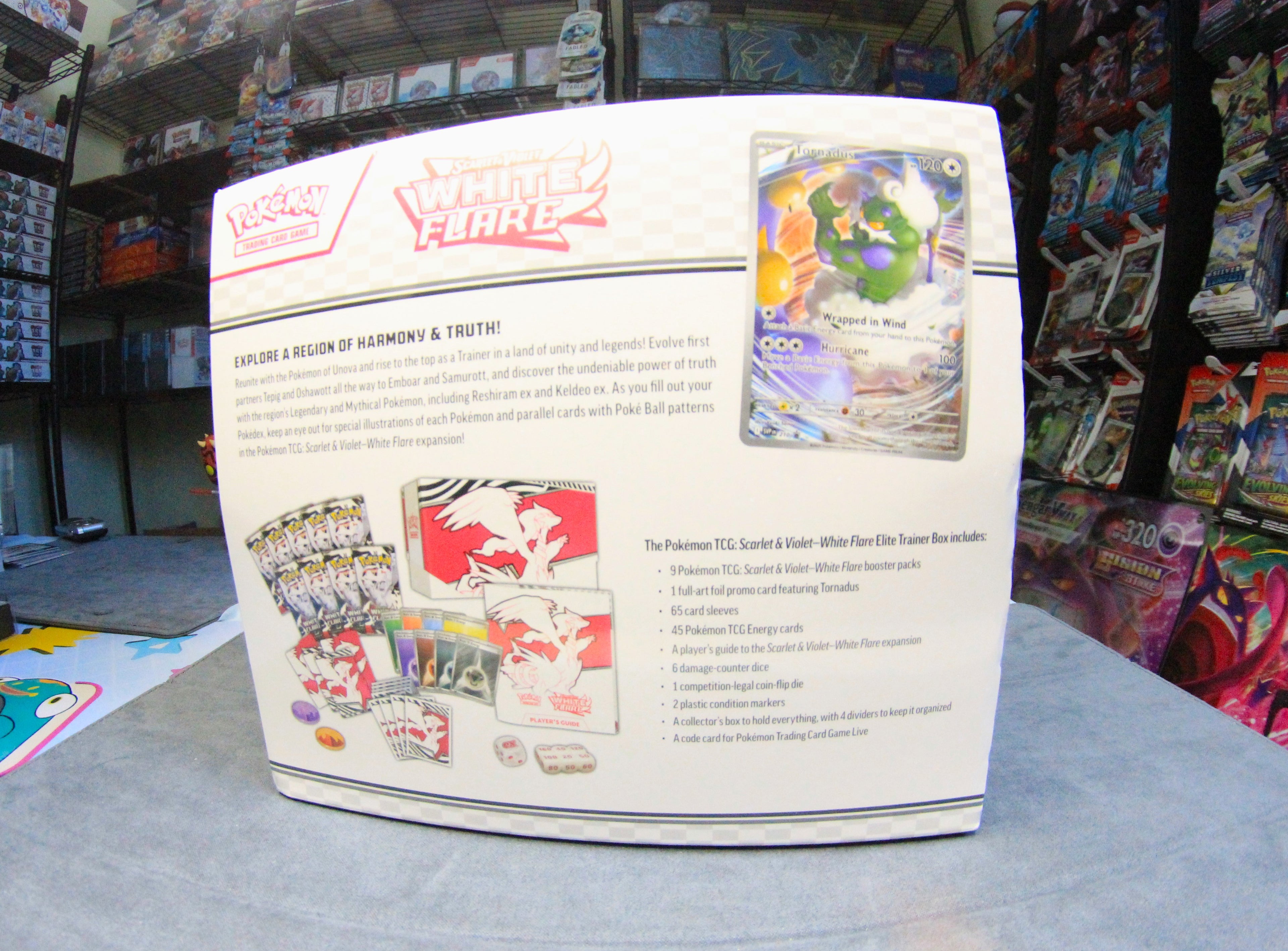Scarlet & Violet—White Flare Elite Trainer Box (ETB)